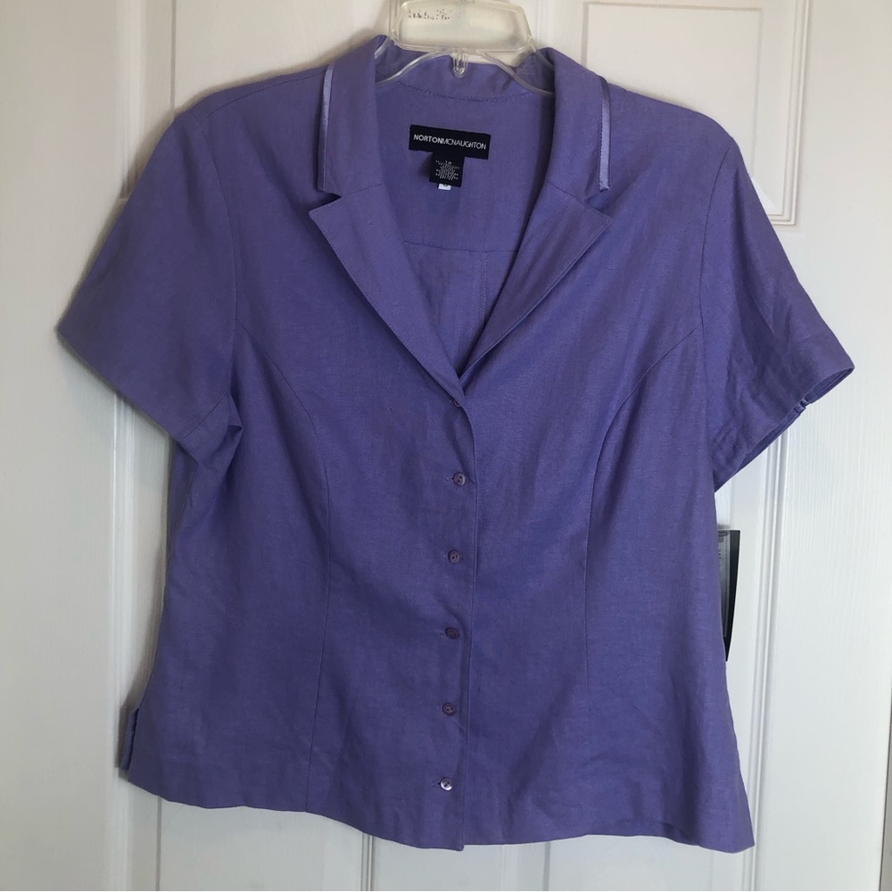 NORTON MCNAUGHTON  Short Sleeve V-Neck Button Down Blouse. NEW WITH TAGS Size 12
